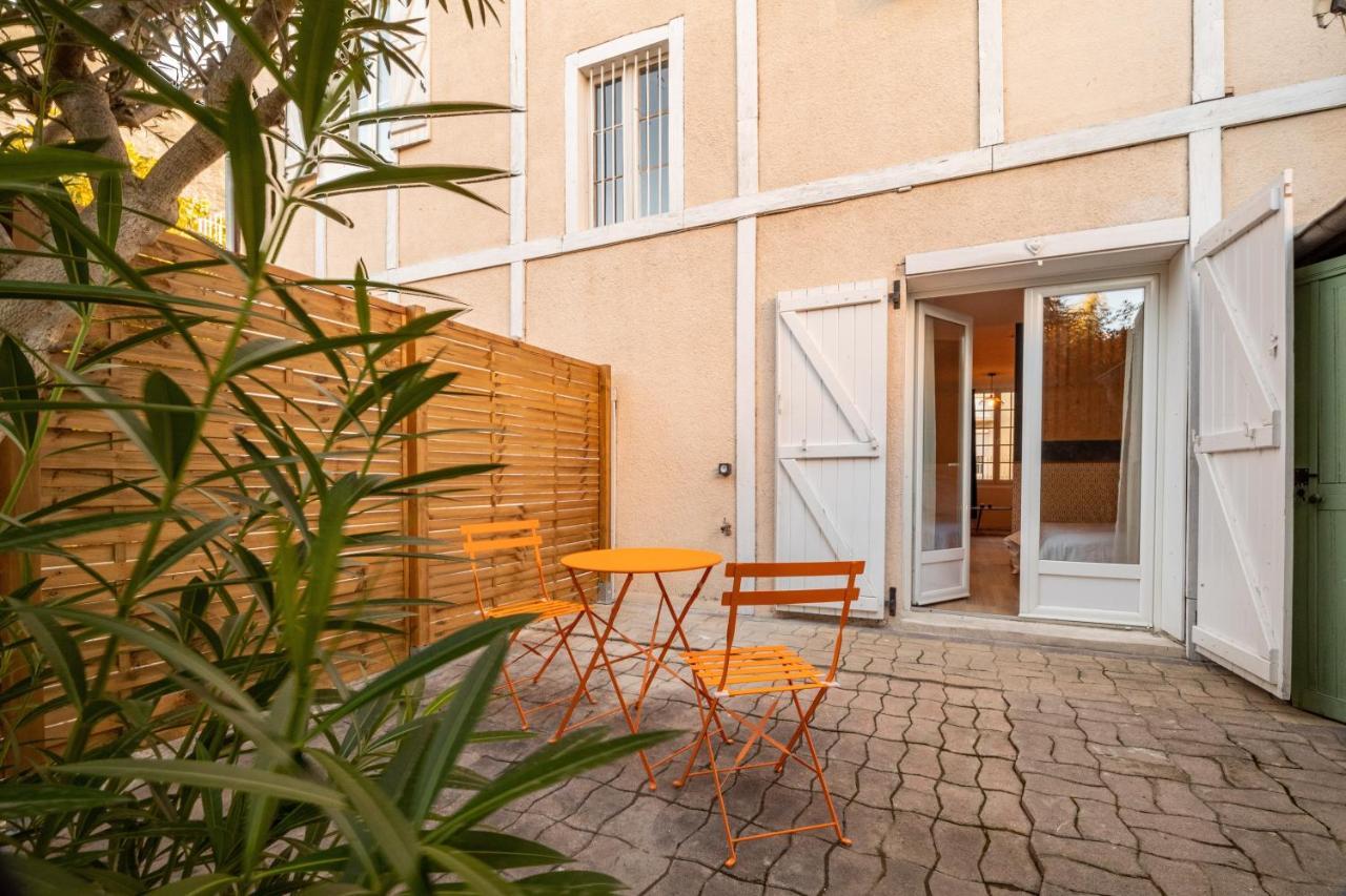 Le Vintage Apartment Тарб Екстериор снимка